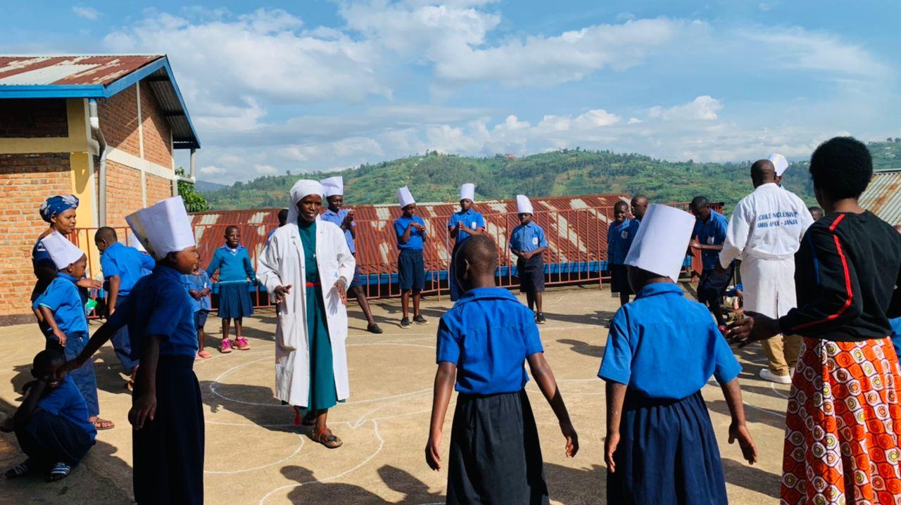 apax janja morning circle 2